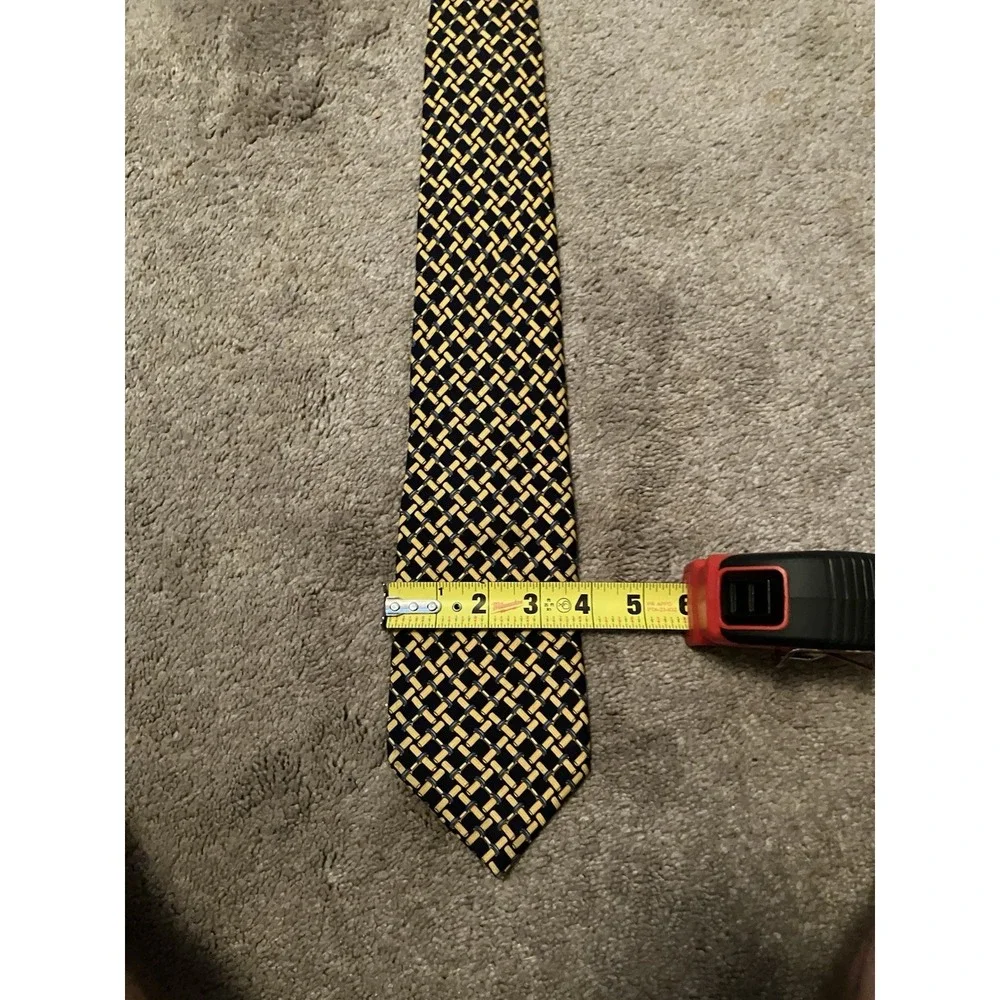 GUCCI Necktie Tie Navy Yellow All over chain pattern Made in Italy 100% Silk
